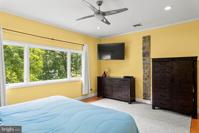 1162 DEWITT RD, Wayne, PA 19087