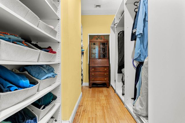 1162 DEWITT RD, Wayne, PA 19087