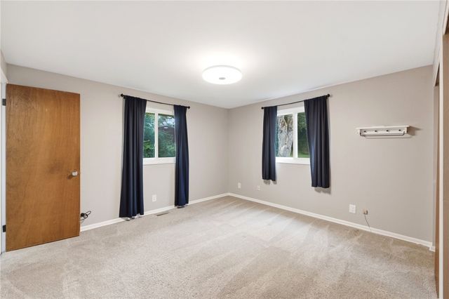 555 Adrian Court, Fairborn, OH 45324