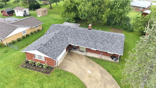 555 Adrian Court, Fairborn, OH 45324