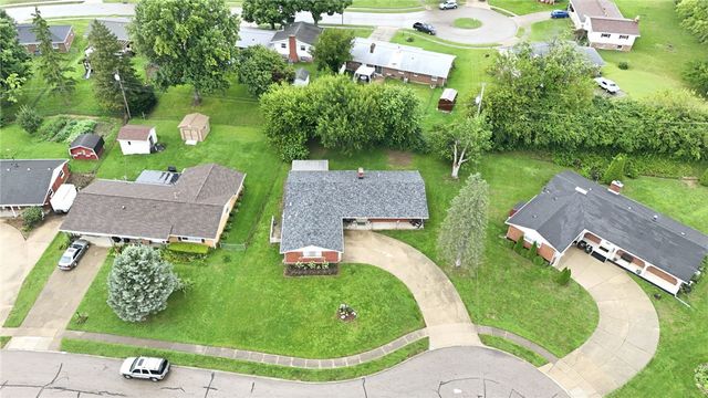 555 Adrian Court, Fairborn, OH 45324