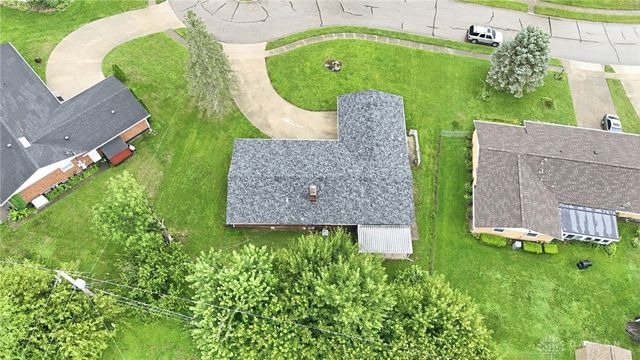 555 Adrian Court, Fairborn, OH 45324