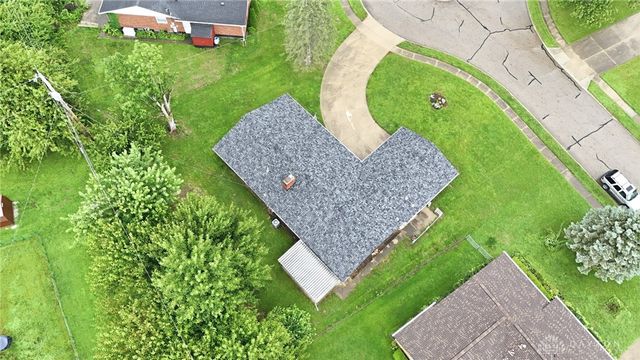 555 Adrian Court, Fairborn, OH 45324