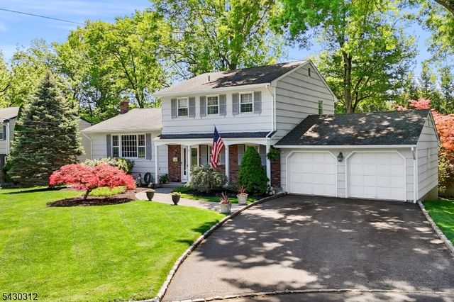 4 Gregmar Ct, Florham Park Boro, NJ 07932