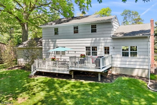 4 Gregmar Ct, Florham Park Boro, NJ 07932