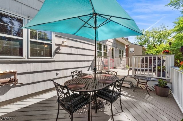 4 Gregmar Ct, Florham Park Boro, NJ 07932
