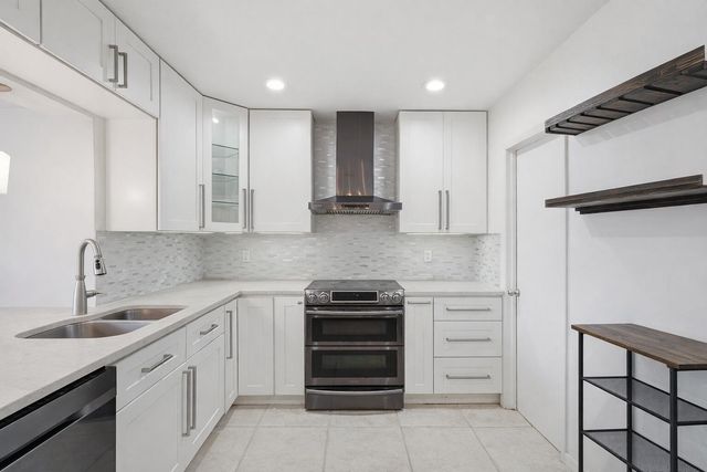 7520 SW 1st Street, Margate, FL 33068