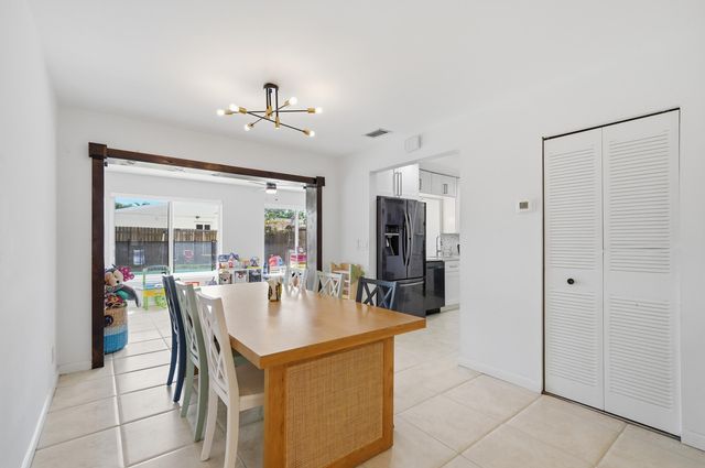 7520 SW 1st Street, Margate, FL 33068