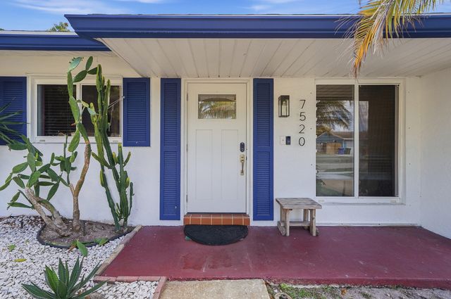 7520 SW 1st Street, Margate, FL 33068