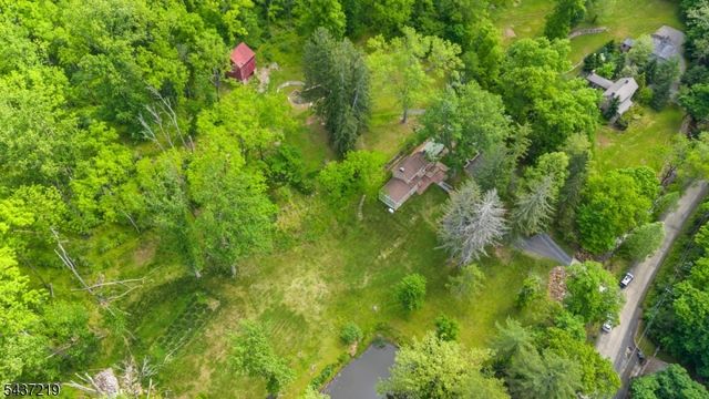 37 Brookville Hollow Rd, Delaware Twp., NJ 08559