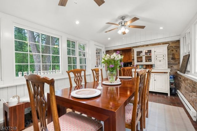 37 Brookville Hollow Rd, Delaware Twp., NJ 08559