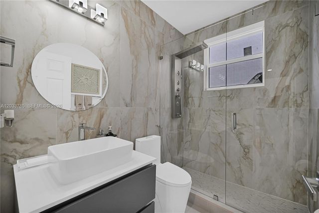 11137 NW 72nd Ter, Doral, FL 33178
