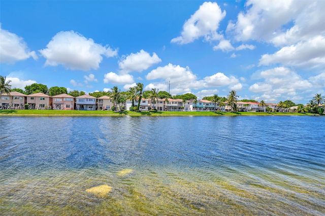 11137 NW 72nd Ter, Doral, FL 33178