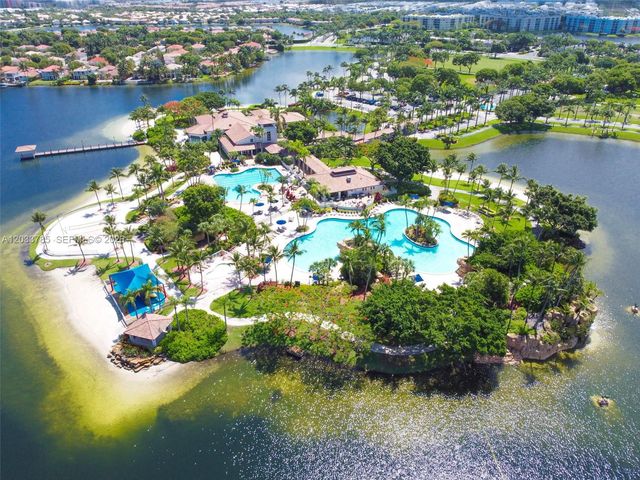 11137 NW 72nd Ter, Doral, FL 33178