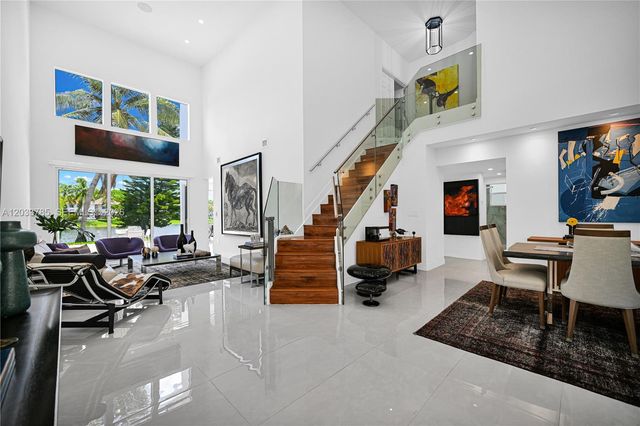 11137 NW 72nd Ter, Doral, FL 33178
