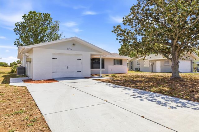 7526 PINEAPPLE LANE, Port Richey, FL 34668