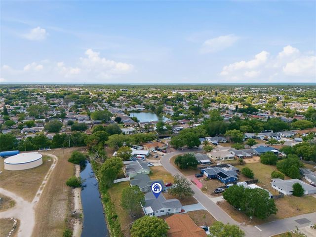 7526 PINEAPPLE LANE, Port Richey, FL 34668