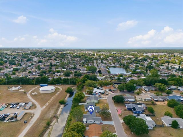 7526 PINEAPPLE LANE, Port Richey, FL 34668