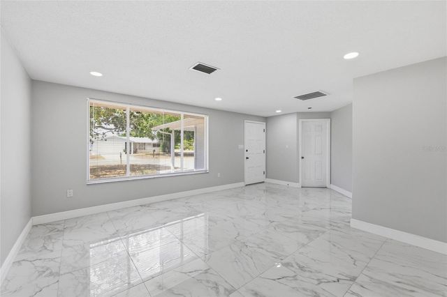 7526 PINEAPPLE LANE, Port Richey, FL 34668
