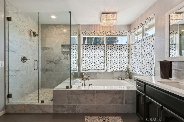 420 Somerset Cir, Corona, CA 92879