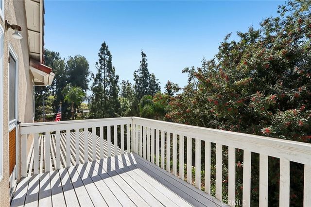 420 Somerset Cir, Corona, CA 92879