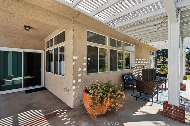 420 Somerset Cir, Corona, CA 92879