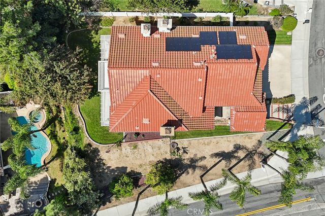 420 Somerset Cir, Corona, CA 92879