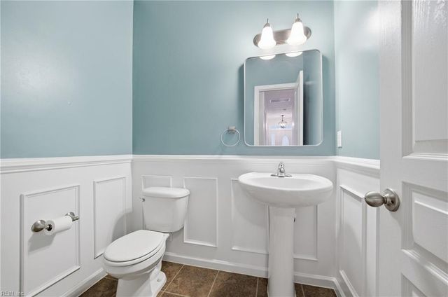 5453 Paperwhite LN, Virginia Beach, VA 23455