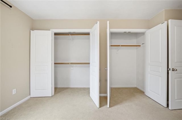 5453 Paperwhite LN, Virginia Beach, VA 23455