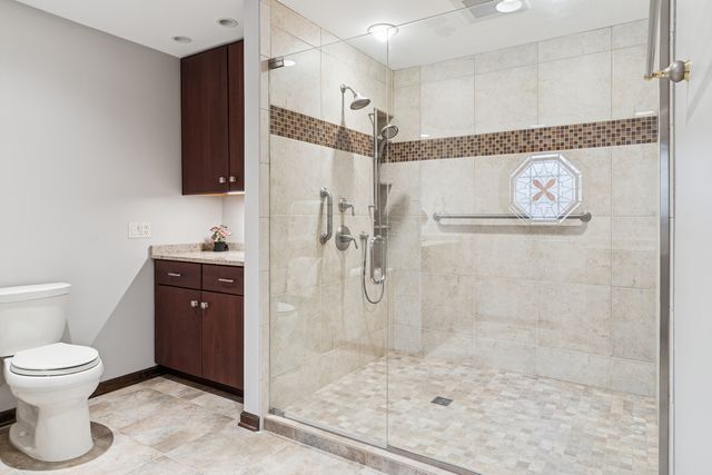 6487 Bannister Court, Lisle, IL 60532