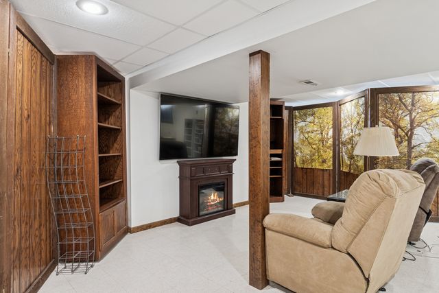 6487 Bannister Court, Lisle, IL 60532