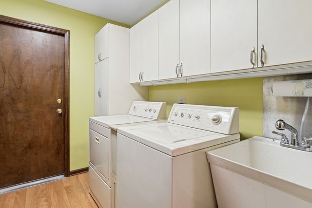 6487 Bannister Court, Lisle, IL 60532