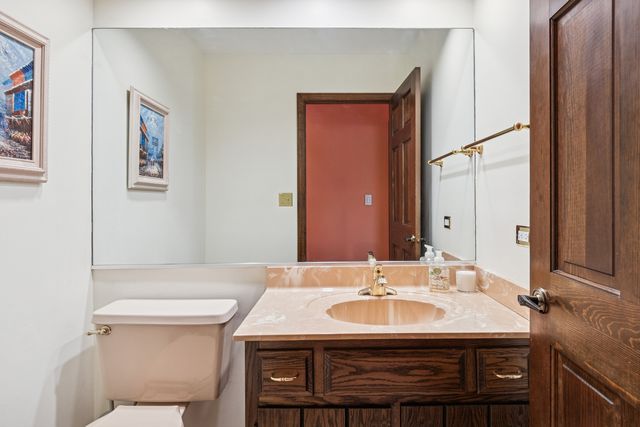 6487 Bannister Court, Lisle, IL 60532