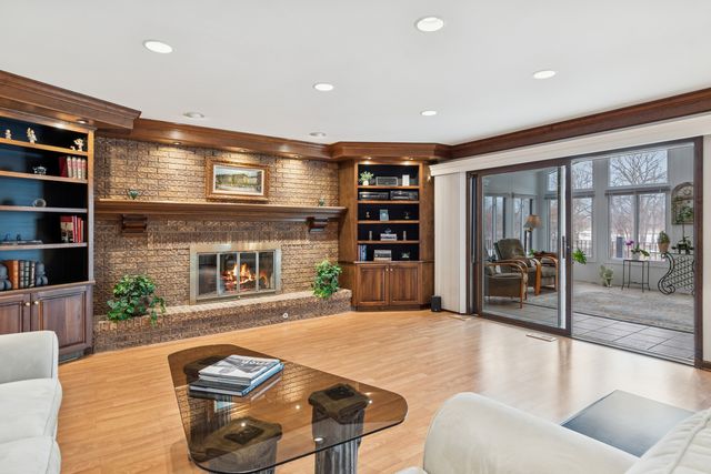 6487 Bannister Court, Lisle, IL 60532