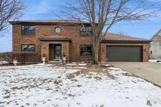 6487 Bannister Court, Lisle, IL 60532