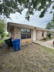 306 Horseshoe Drive A, Copperas Cove, TX 76522