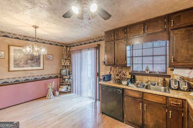 1767 Little Fawn Trail NW, Conyers, GA 30012