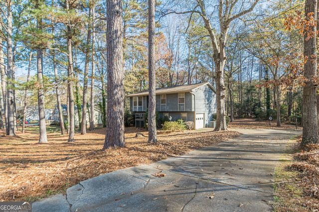 1767 Little Fawn Trail NW, Conyers, GA 30012