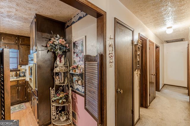 1767 Little Fawn Trail NW, Conyers, GA 30012