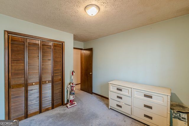 1767 Little Fawn Trail NW, Conyers, GA 30012