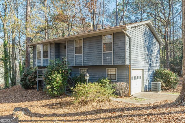 1767 Little Fawn Trail NW, Conyers, GA 30012
