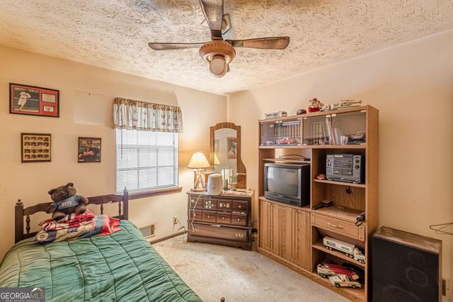 1767 Little Fawn Trail NW, Conyers, GA 30012