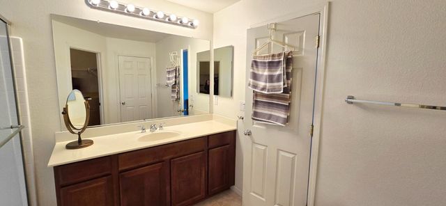 2485 Gooseberry Cir, West Sacramento, CA 95691