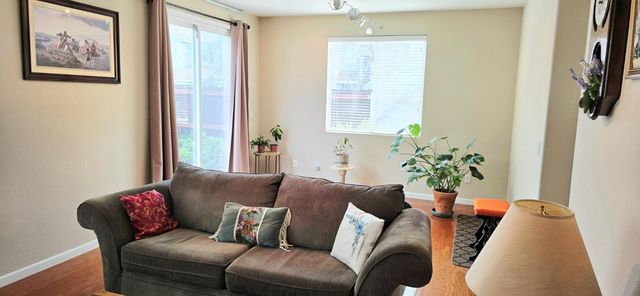 2485 Gooseberry Cir, West Sacramento, CA 95691