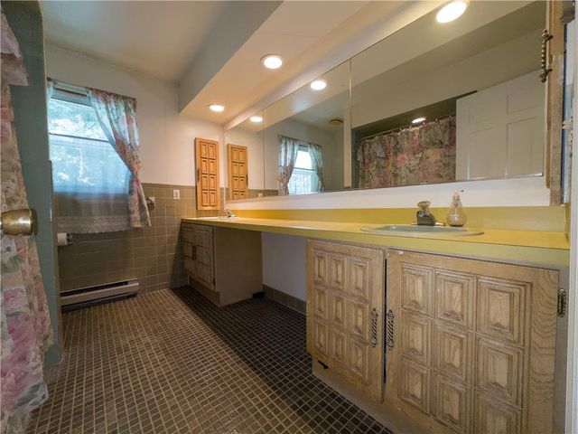 2516 Rachael Lane, South Whitehall Twp, PA 18069
