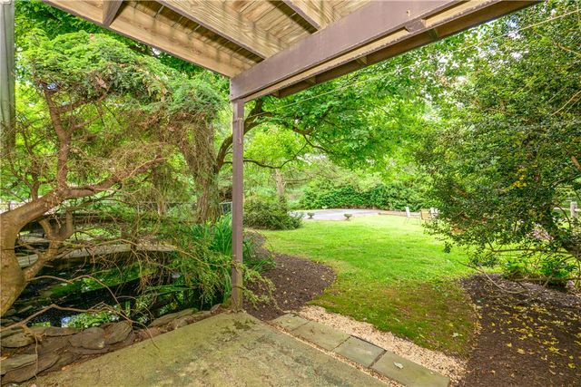 2516 Rachael Lane, South Whitehall Twp, PA 18069