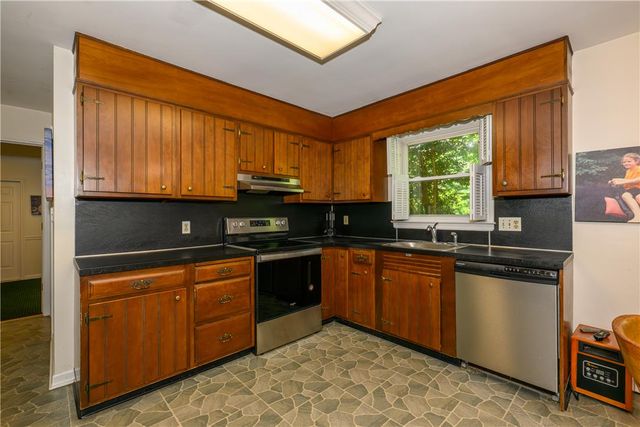 2516 Rachael Lane, South Whitehall Twp, PA 18069