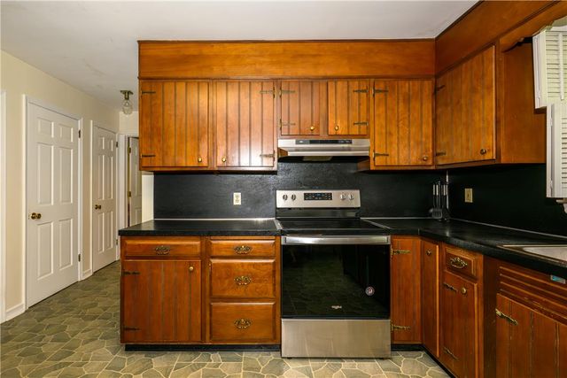 2516 Rachael Lane, South Whitehall Twp, PA 18069