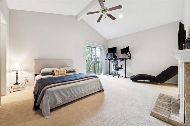 11711 Memorial Drive 395, Houston, TX 77024