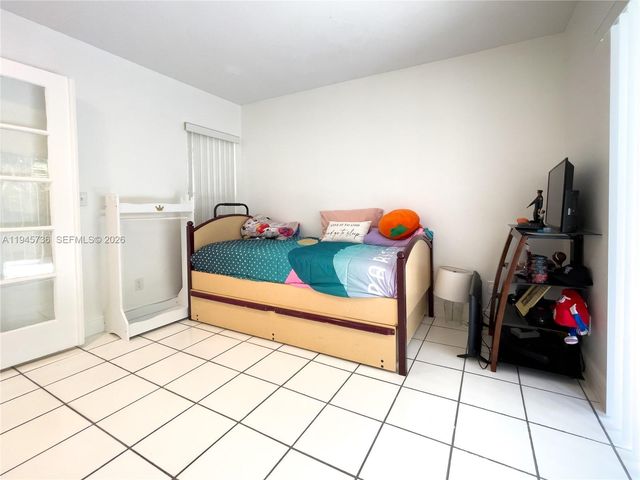 931 Opal Ter, Weston, FL 33326